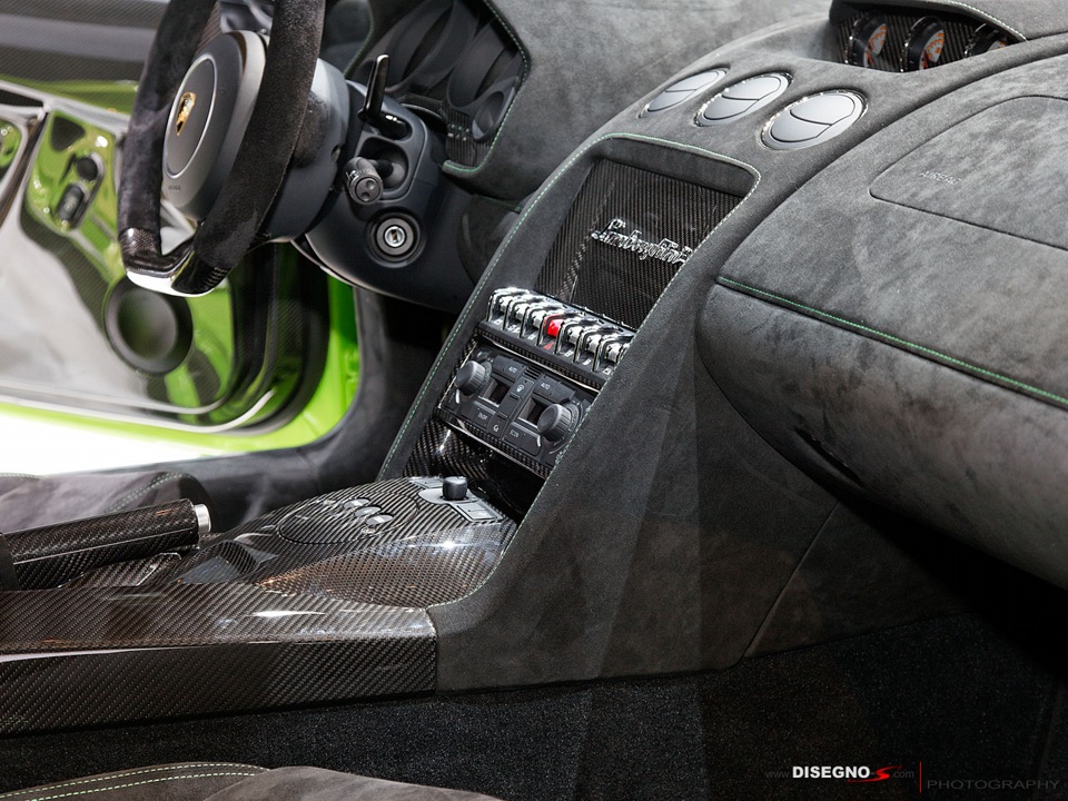 Продам тканину ALCANTARA® 1