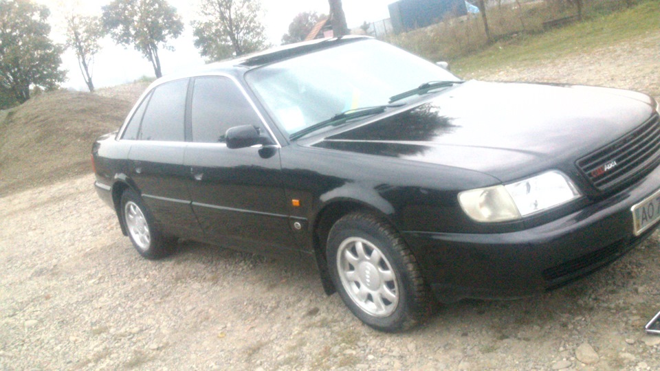 Тюнінг ауді грати Audi A6 C4 без значка 4