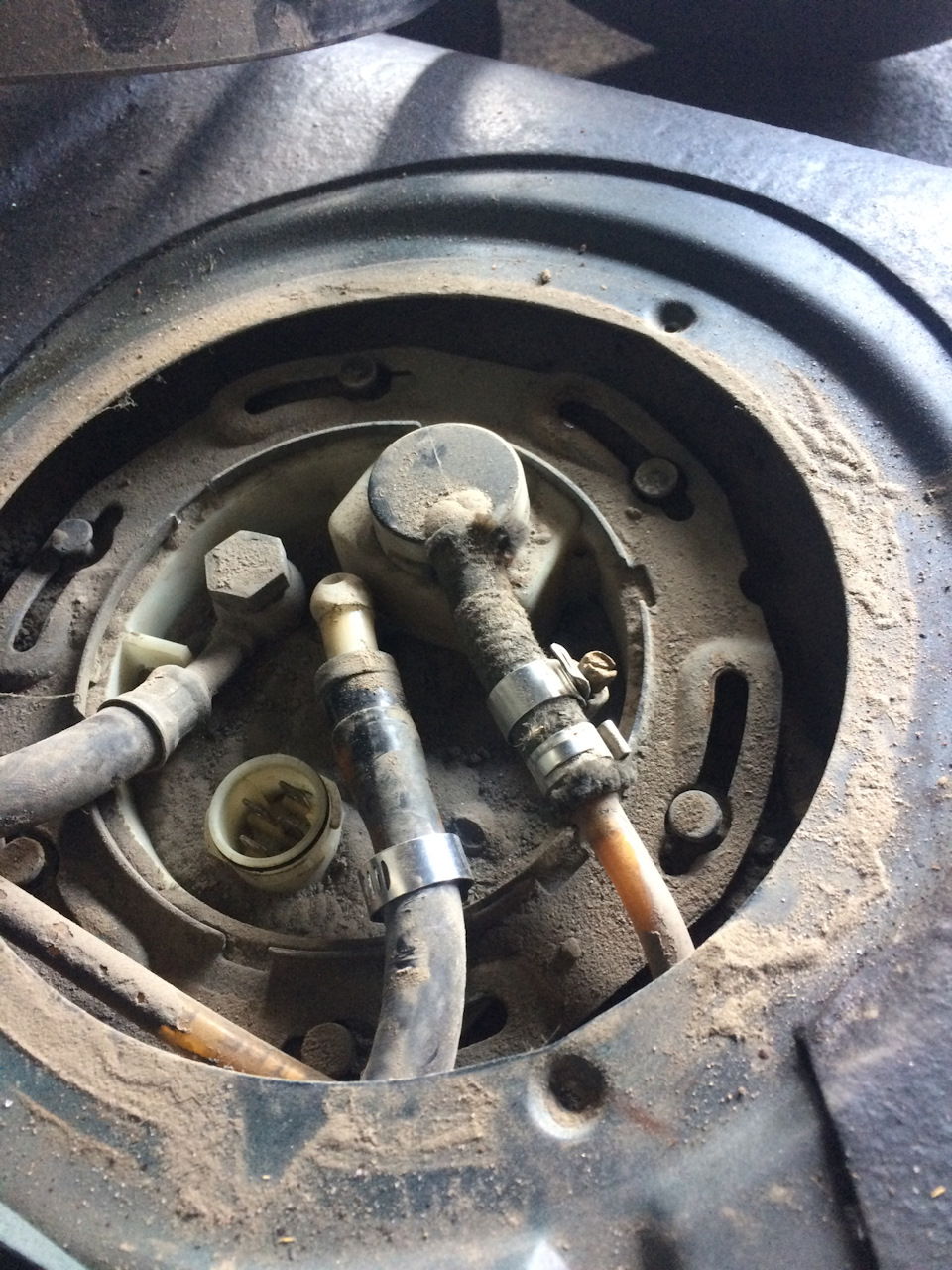 Заміна бензонасоса 4