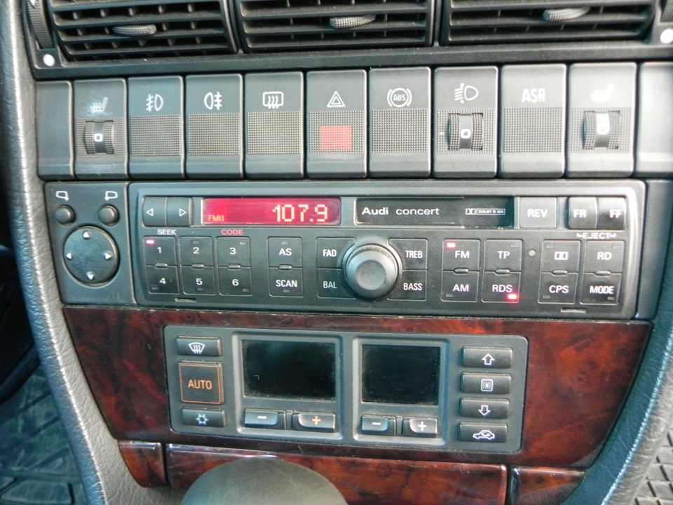 Audi Consert Plus 1