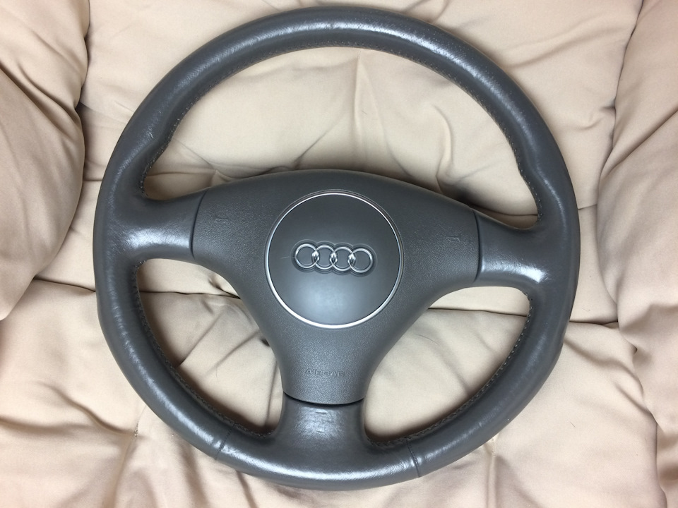 Трьохспицевий спорт кермо від Audi A4 2001 для Audi A6 4B 3