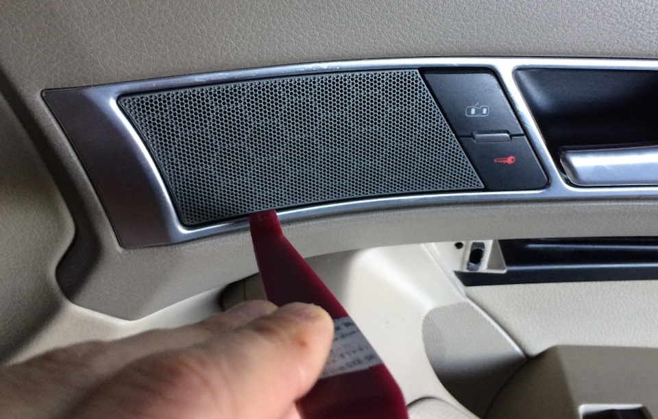 Кнопка відкриття/закриття центрального замку на дверях пасажира Audi A6 C6 2