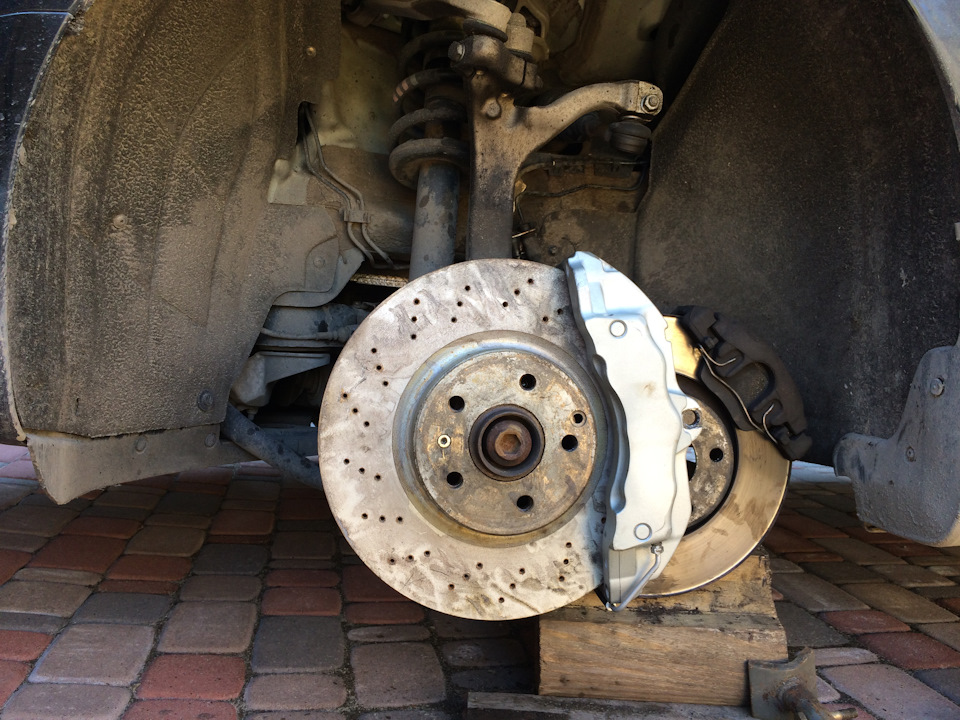 Прикладка Brembo 17Z з диском 330x32х64.5 на Audi A6 C6 зі маточкою 85мм 1