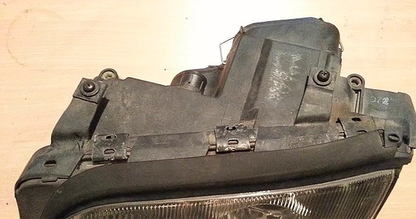 Фари Hella+повороти Depo Audi A6 C4 2