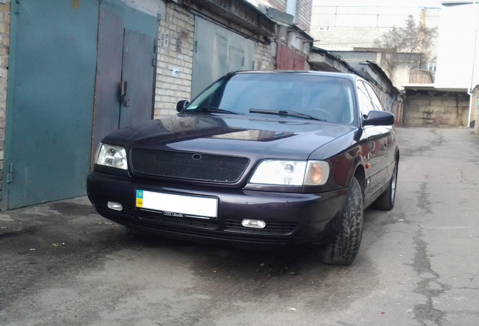 Встановлюємо нову решітку радіатора))) 2