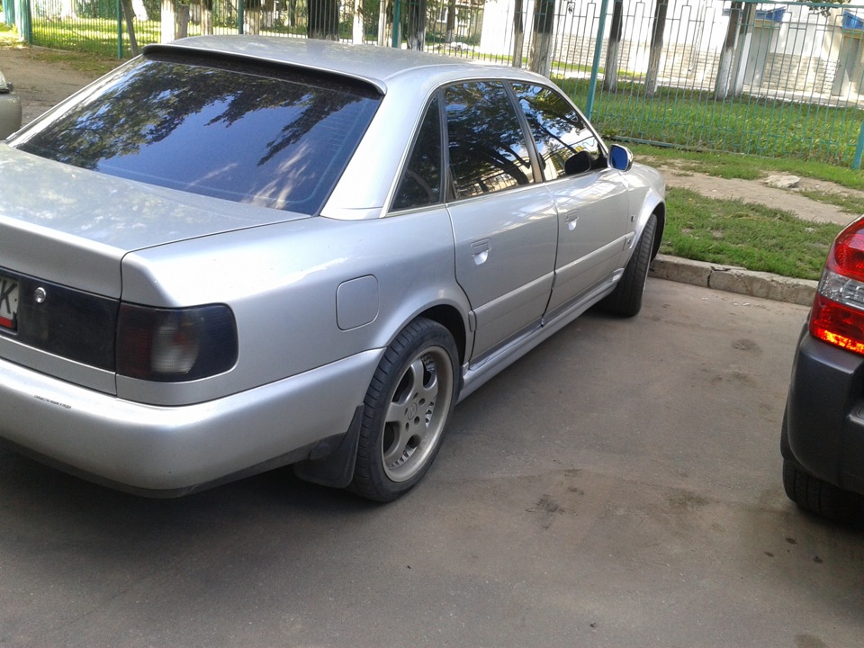 поставив накладки на поріг :) 2
