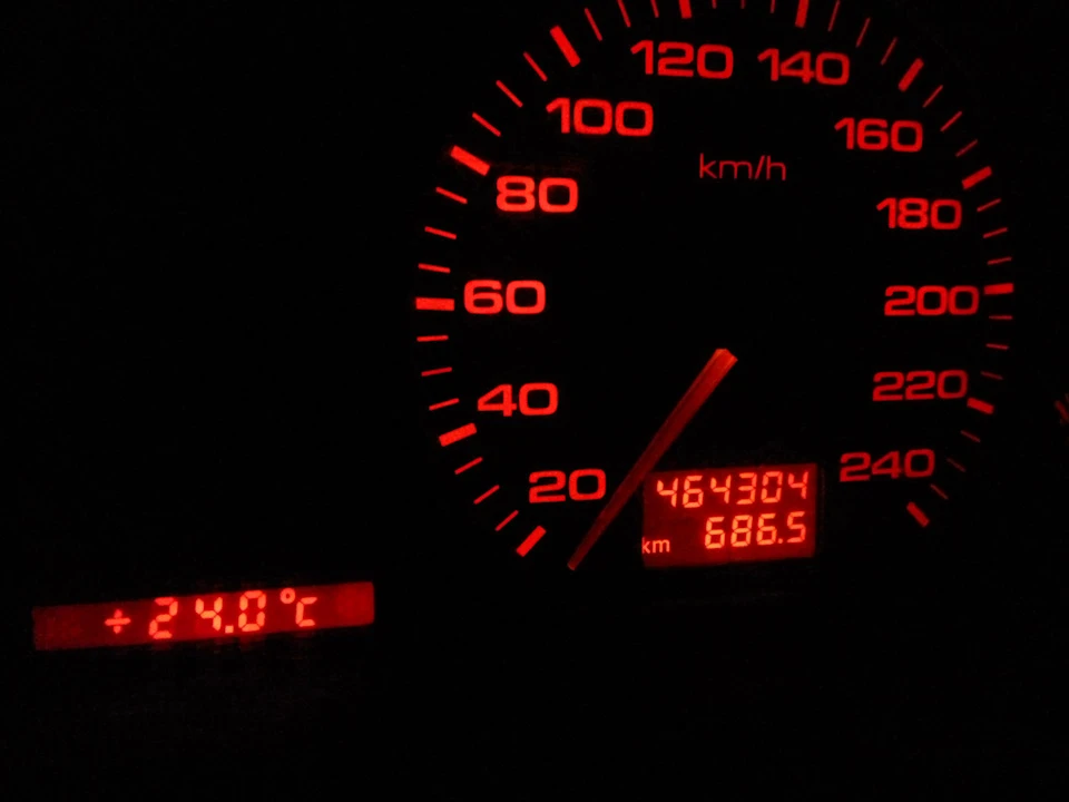 Подушка заднього моста в QUATTRO(443599125)