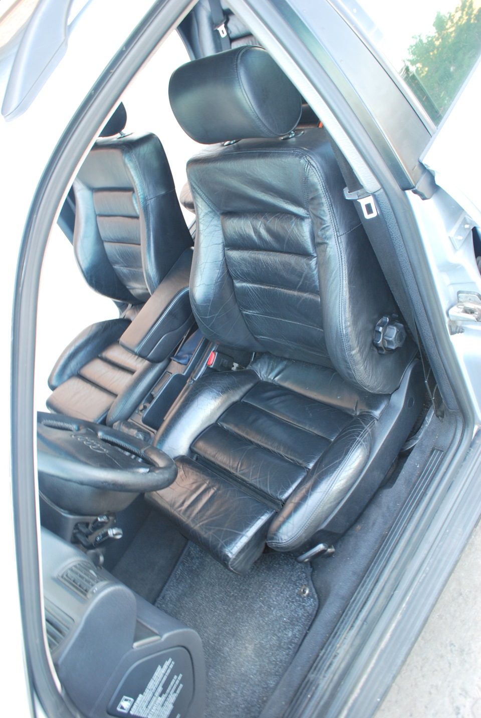 Сидіння Recaro на Audi A6 Avant (C4) 3