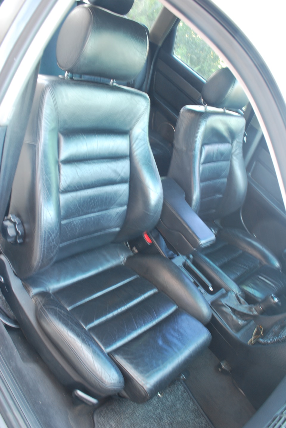 Сидіння Recaro на Audi A6 Avant (C4) 2