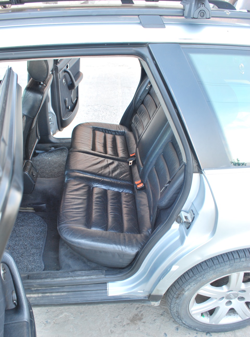 Сидіння Recaro на Audi A6 Avant (C4) 5