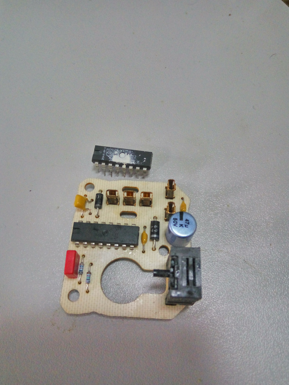 Заміна чіпів коректорів фар (PHILIPS TDA3619) 2