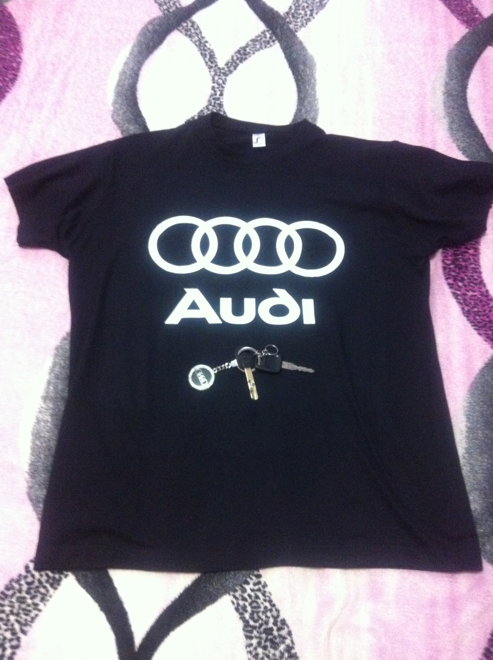 Трохи атрибутики Audi 5