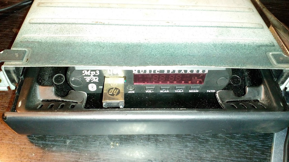 Встановлення модулятора Music Speakers із блютузом 3