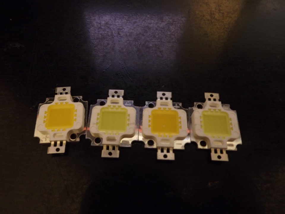 Задній хід LED 10W.+ підсвічування LED приладів. 5