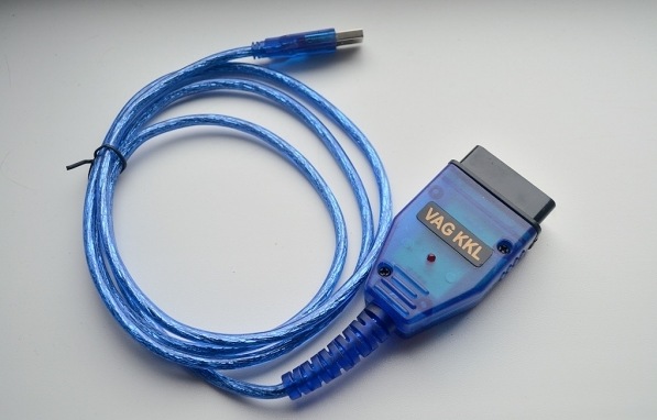 Придбайте кабель VAG COM 1