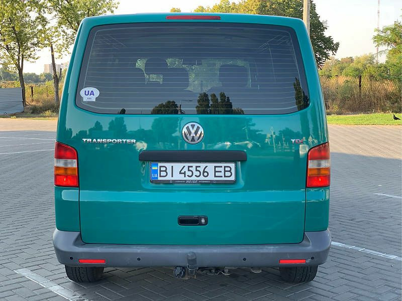 Новий автомобіль у сім'ї. T5 2