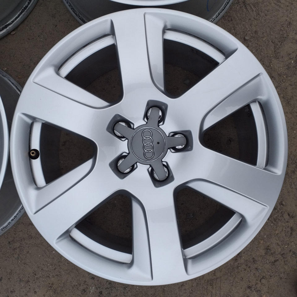 У пошуках дисків R17 2