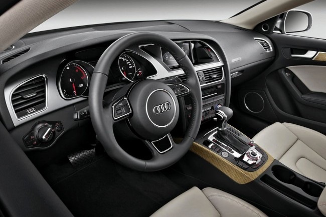 Руль Audi A5 Sportback на С4 2