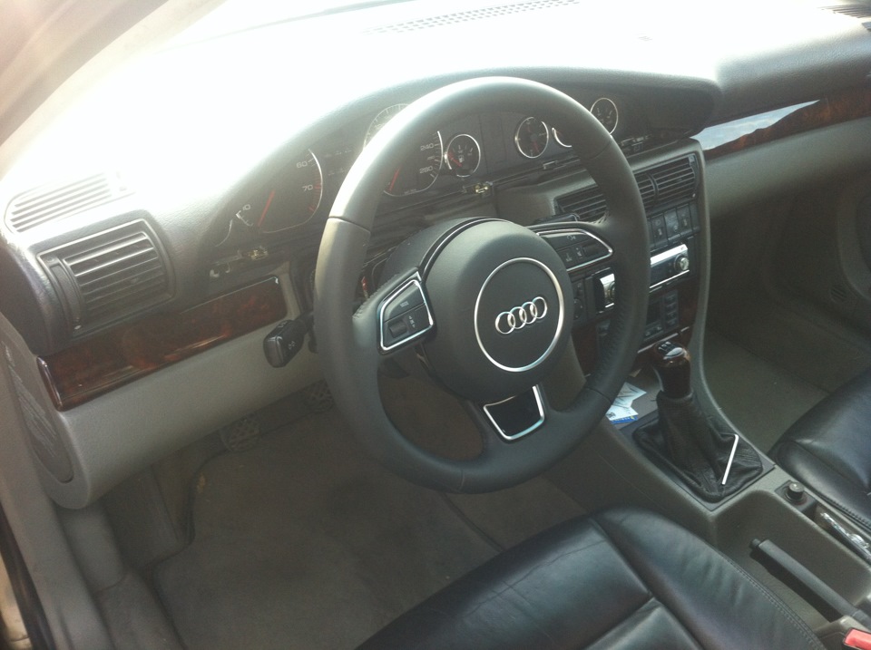Руль Audi A5 Sportback на С4 1