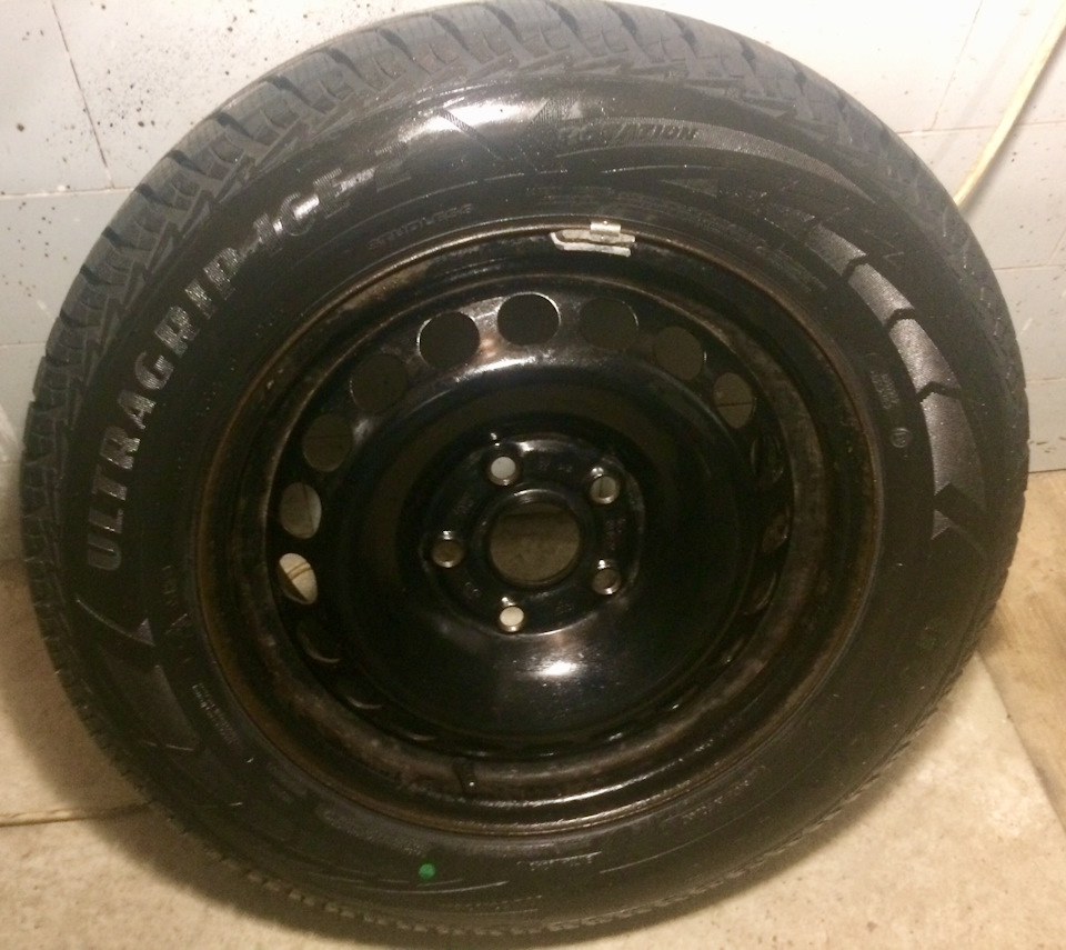 Зимові шини Goodyear UltraGrip Ice 2 4