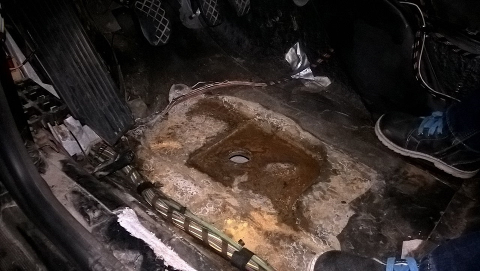 Вода в салоні 3