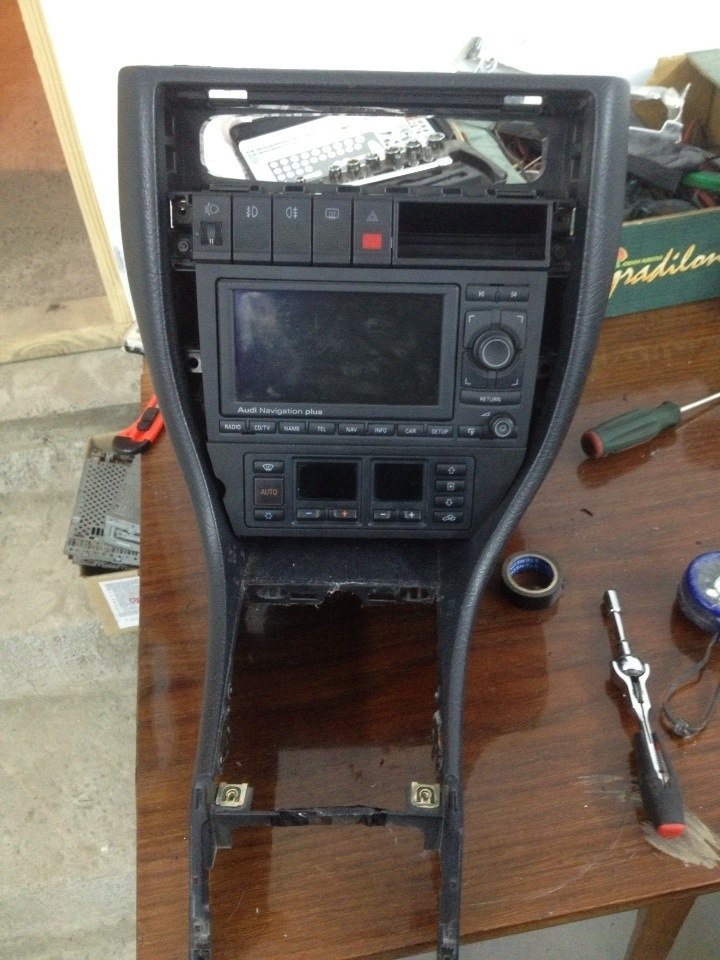 Встановлення RNS-E 2