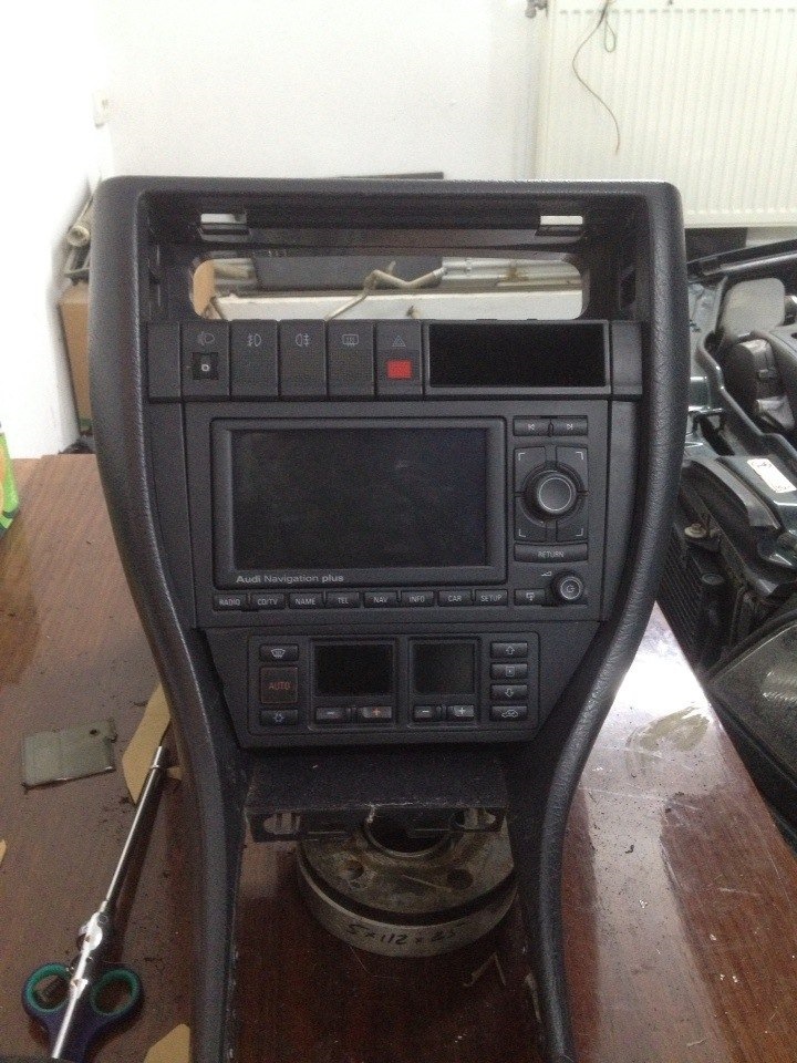 Встановлення RNS-E 3