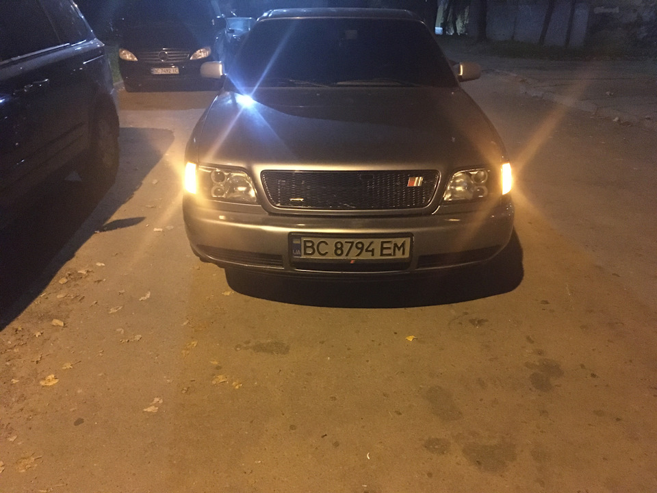 Грати радіатора. 2