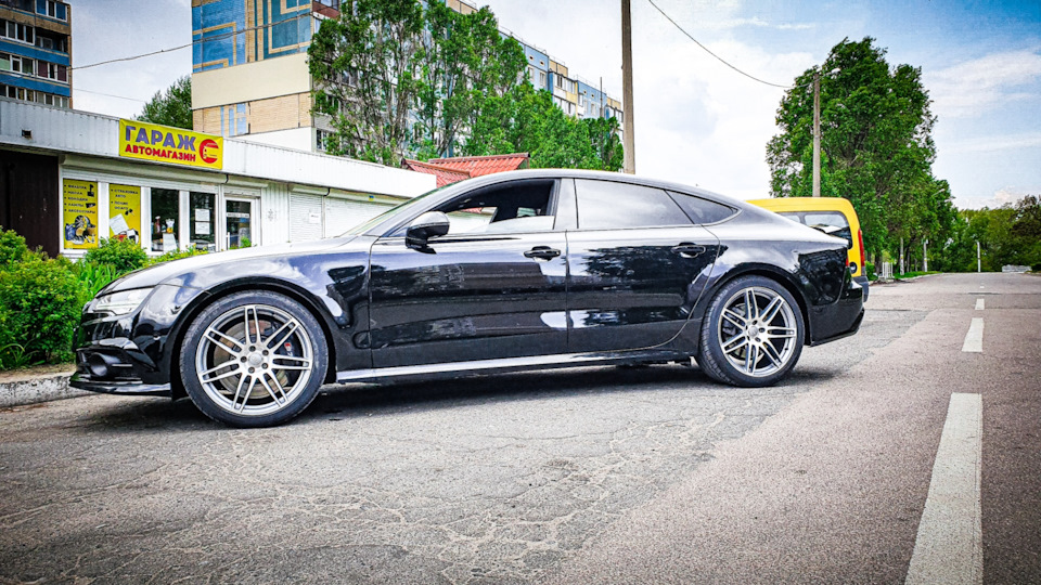 Встановив колеса R20 Audi 2
