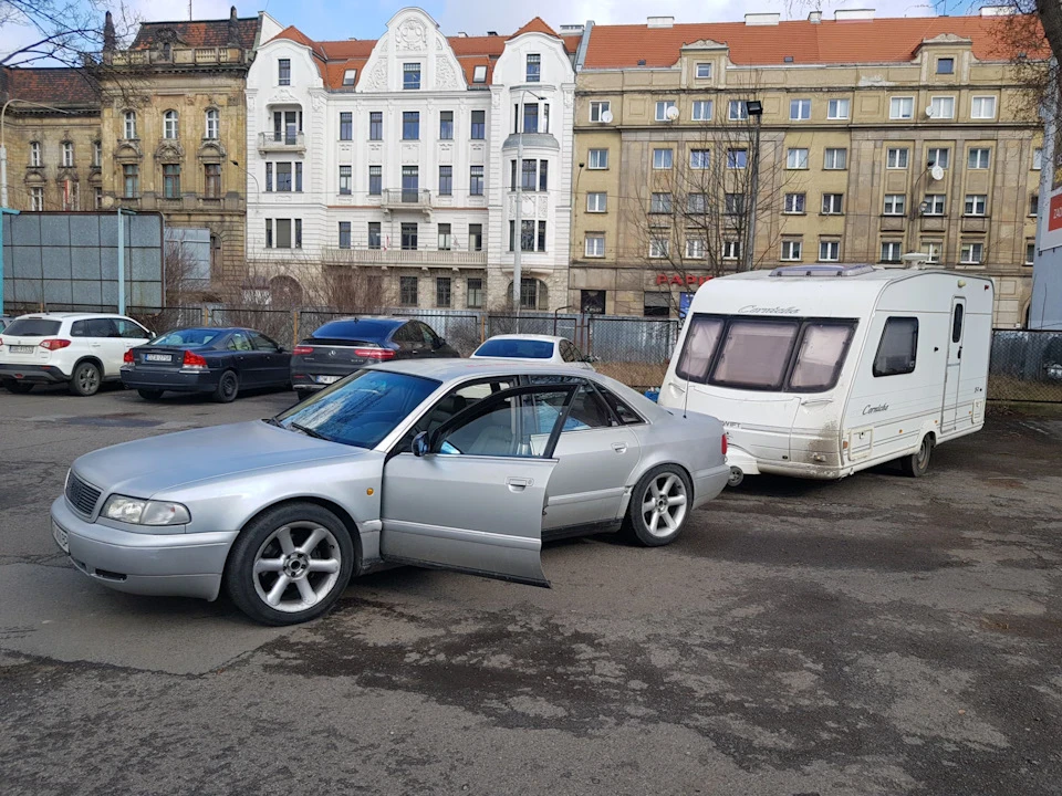 З життя А8...