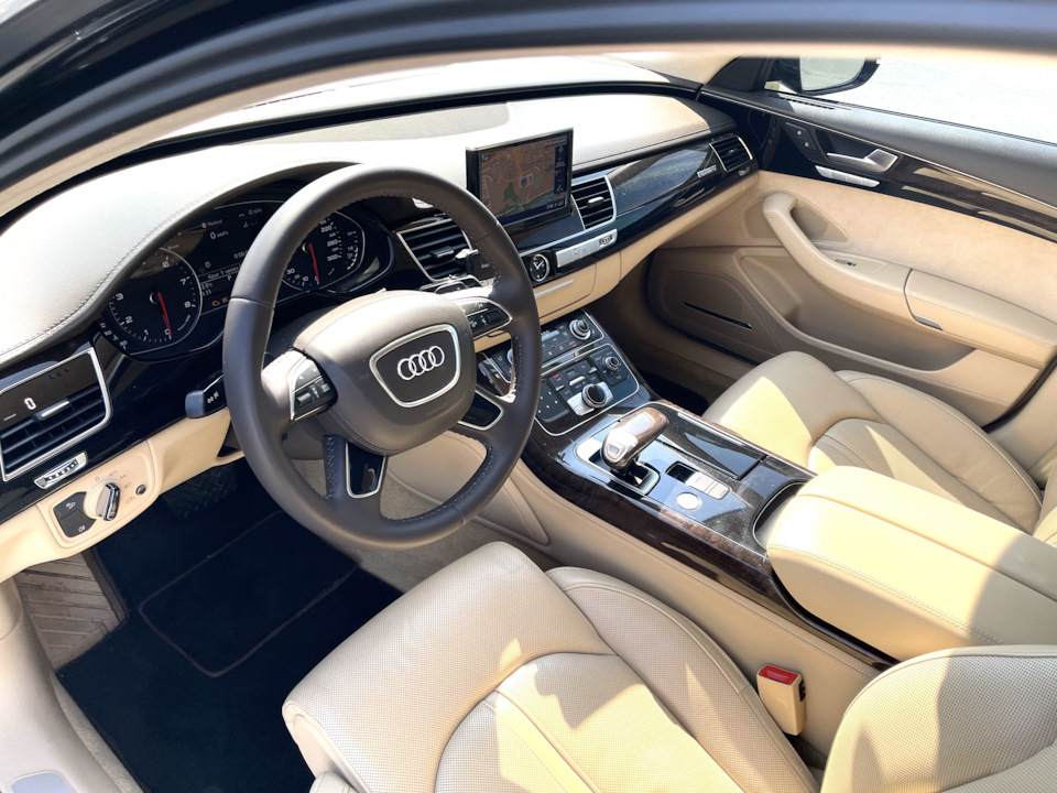 Автомобіль у продажу 2