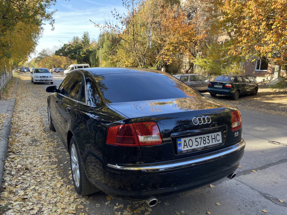 Рамки номерів від оф. дилера 1