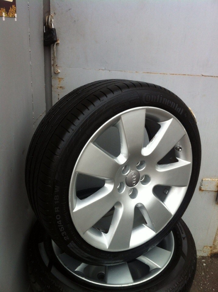 Продам диски з гумою Audi original R18 235/40 5х112 1