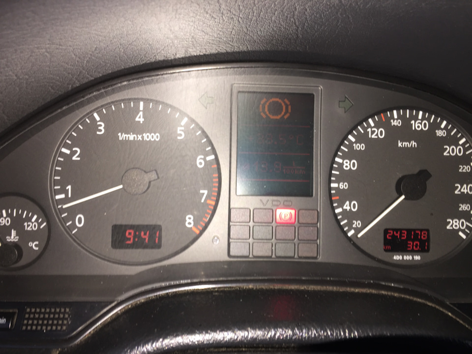 Відгук власника Audi A8 D2. Перші враження. 3