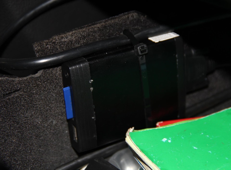 MP3 USB адаптер YT-M06 8-Pin Audi 3
