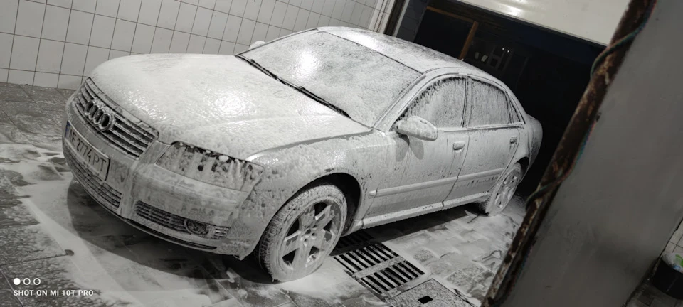 Мийка гіганта AUDI A8L