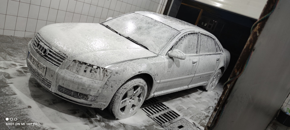Мийка гіганта AUDI A8L 1