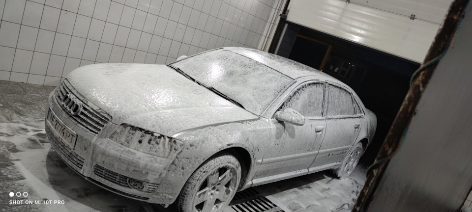 Мийка гіганта AUDI A8L 4