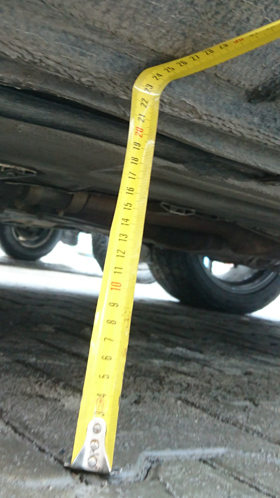 Кліренс при капцях 235/55/R19! 2