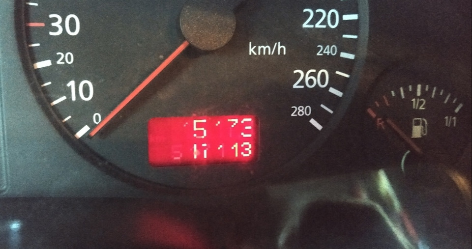 Накрився щиток приладів. 3