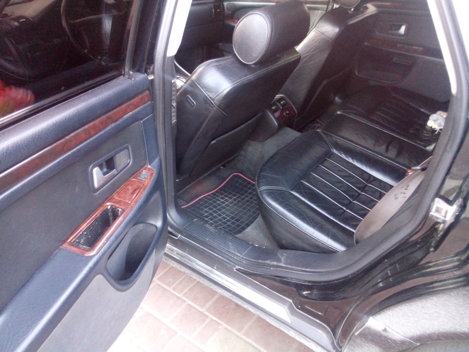 Продам сидіння а8 d2 5