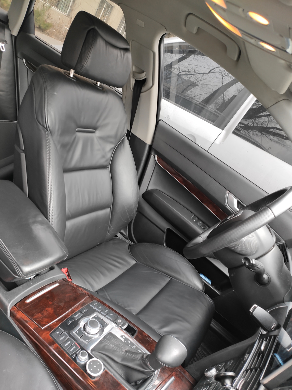 Сидіння від Audi A8 D3 в C6 кузов 1