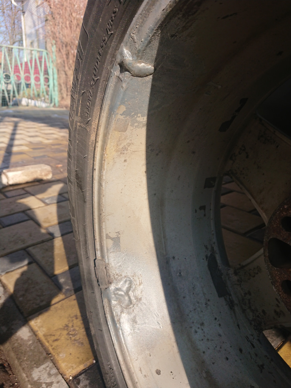 Шукаю диск r17 et25 4Z7601025c від олроуда в Україні 1
