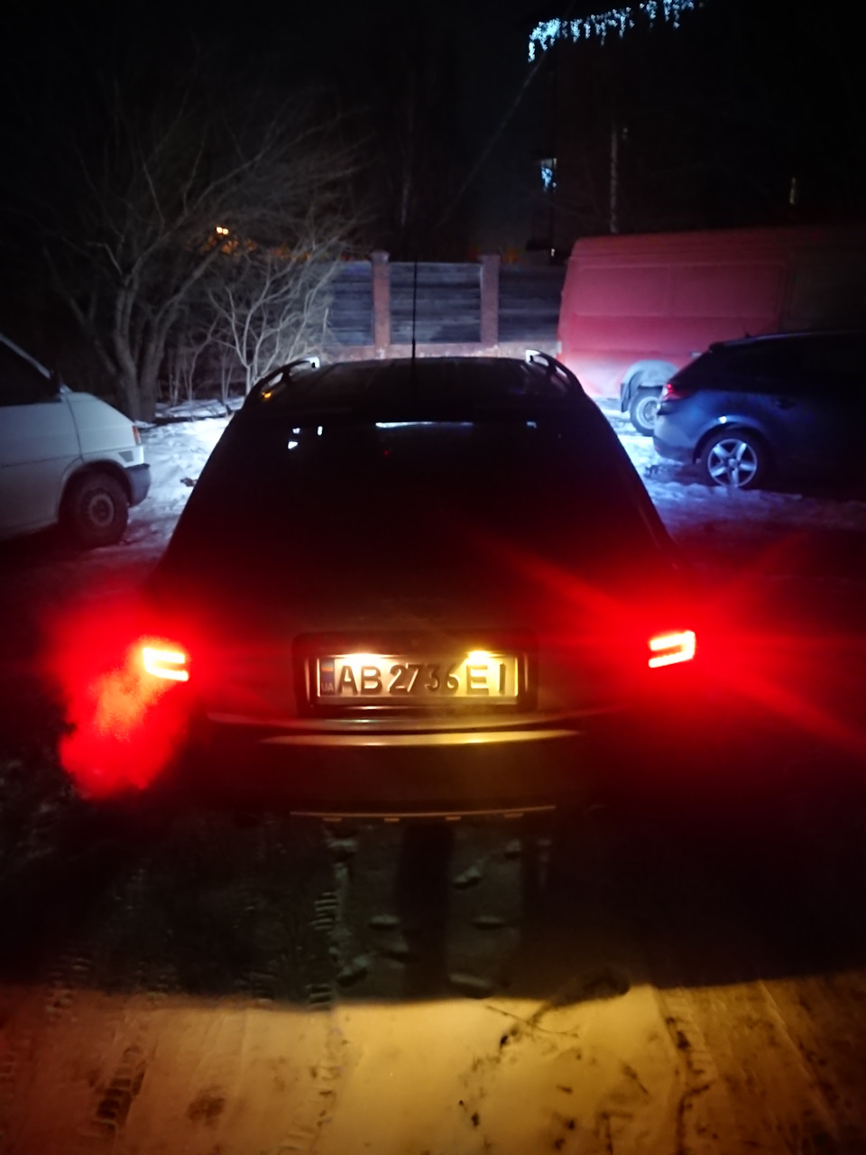 Він ожив :) веселий вийшов конструктор для вільного часу та відпочинку від роботи за компом :) 3