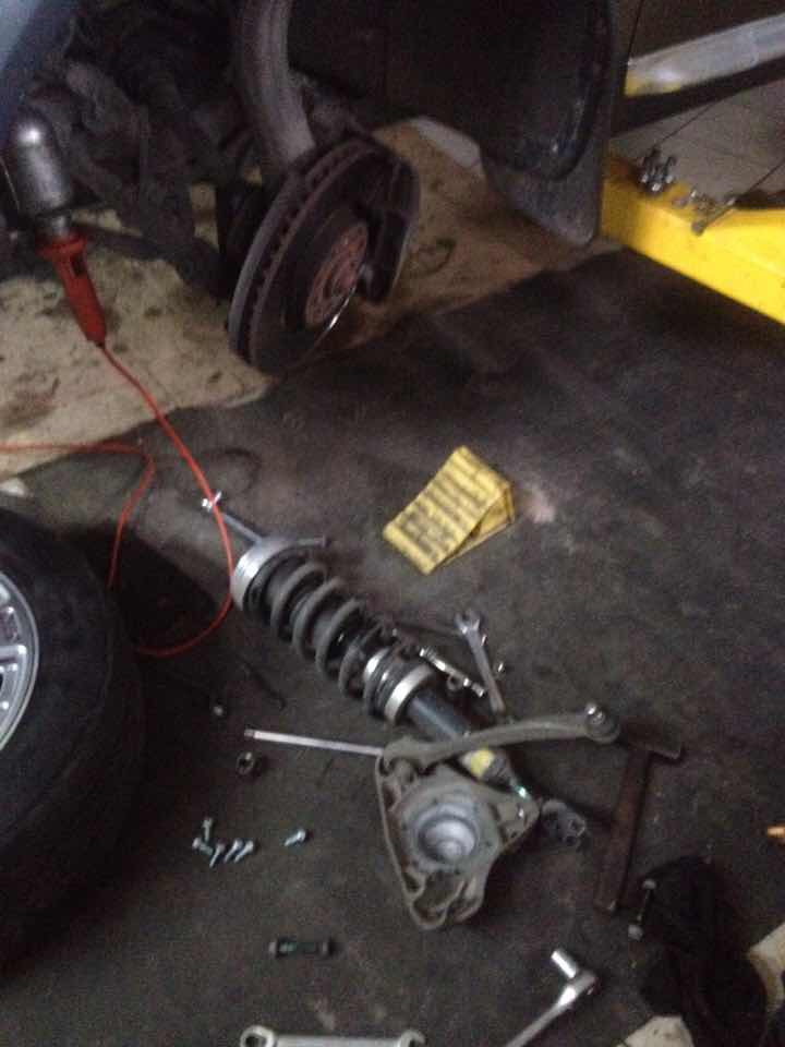 Демонтирован Arnott coil spring conversion kit C-2718 1