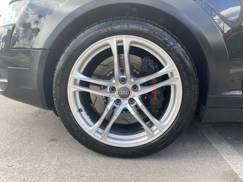 Оригінальне кування Audi R8 8,5 х 19 1