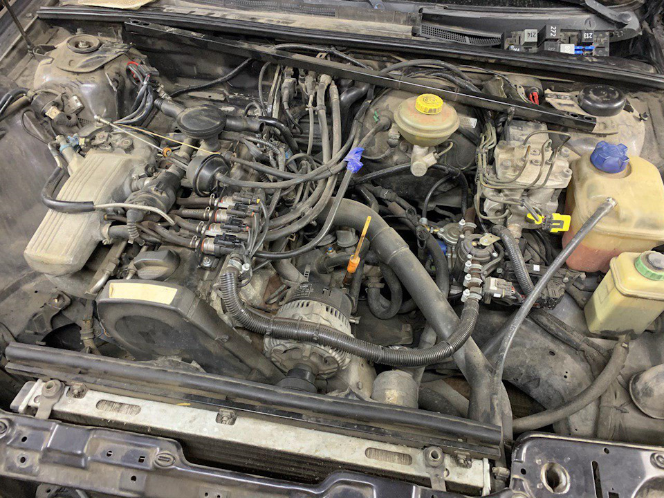 Встановлення клімат-контролю в Audi 80 B4 2.0 Abk. 2