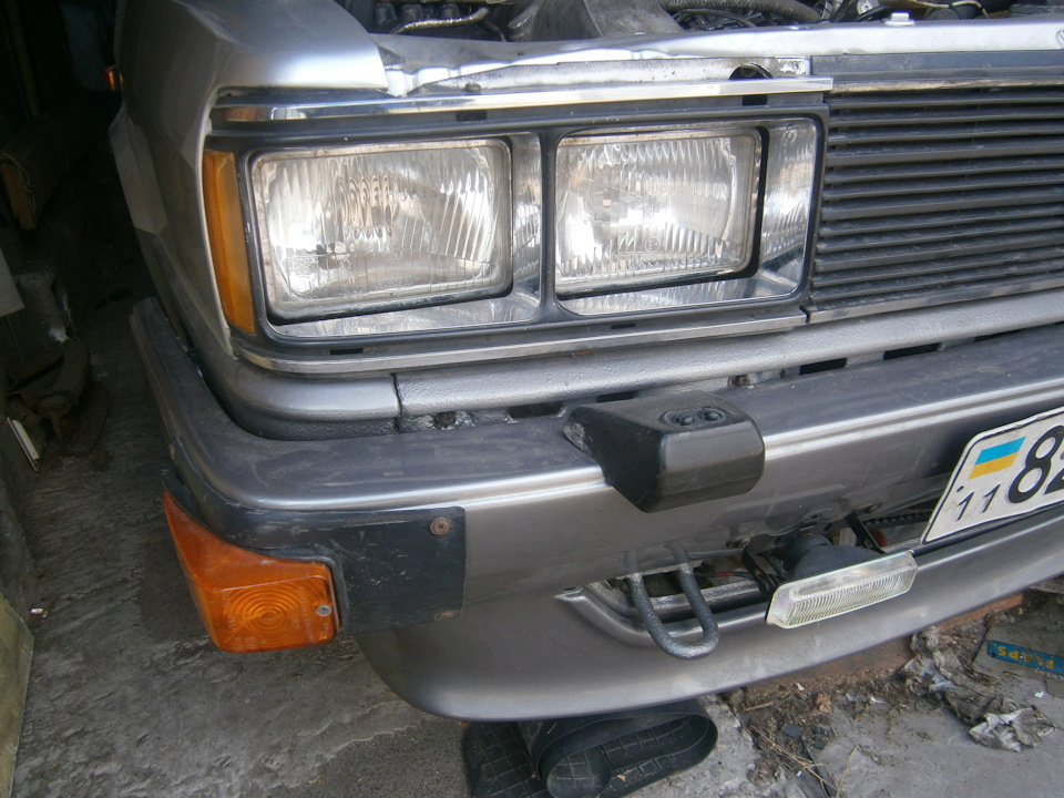Людина продає Audi Coupe 2.1 1