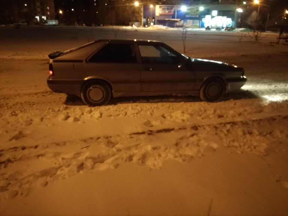 Закоханий у неї. Легенда одним словом 2