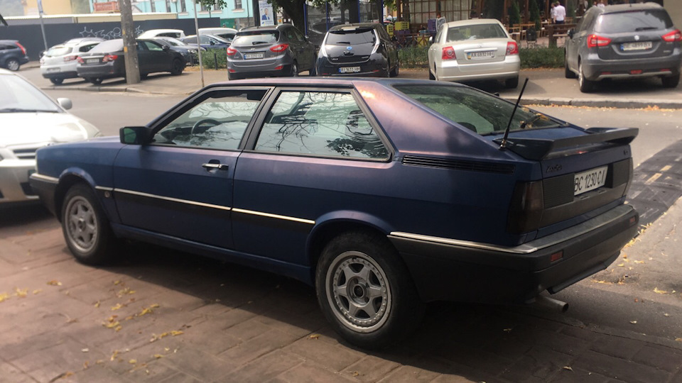 Audi coupe 1